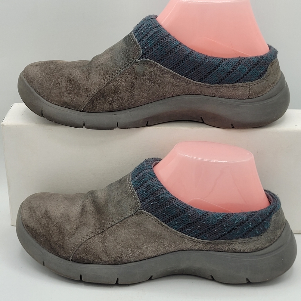 Dansko Emily Suede Clogs Size 38 US Size 7.5 / 8